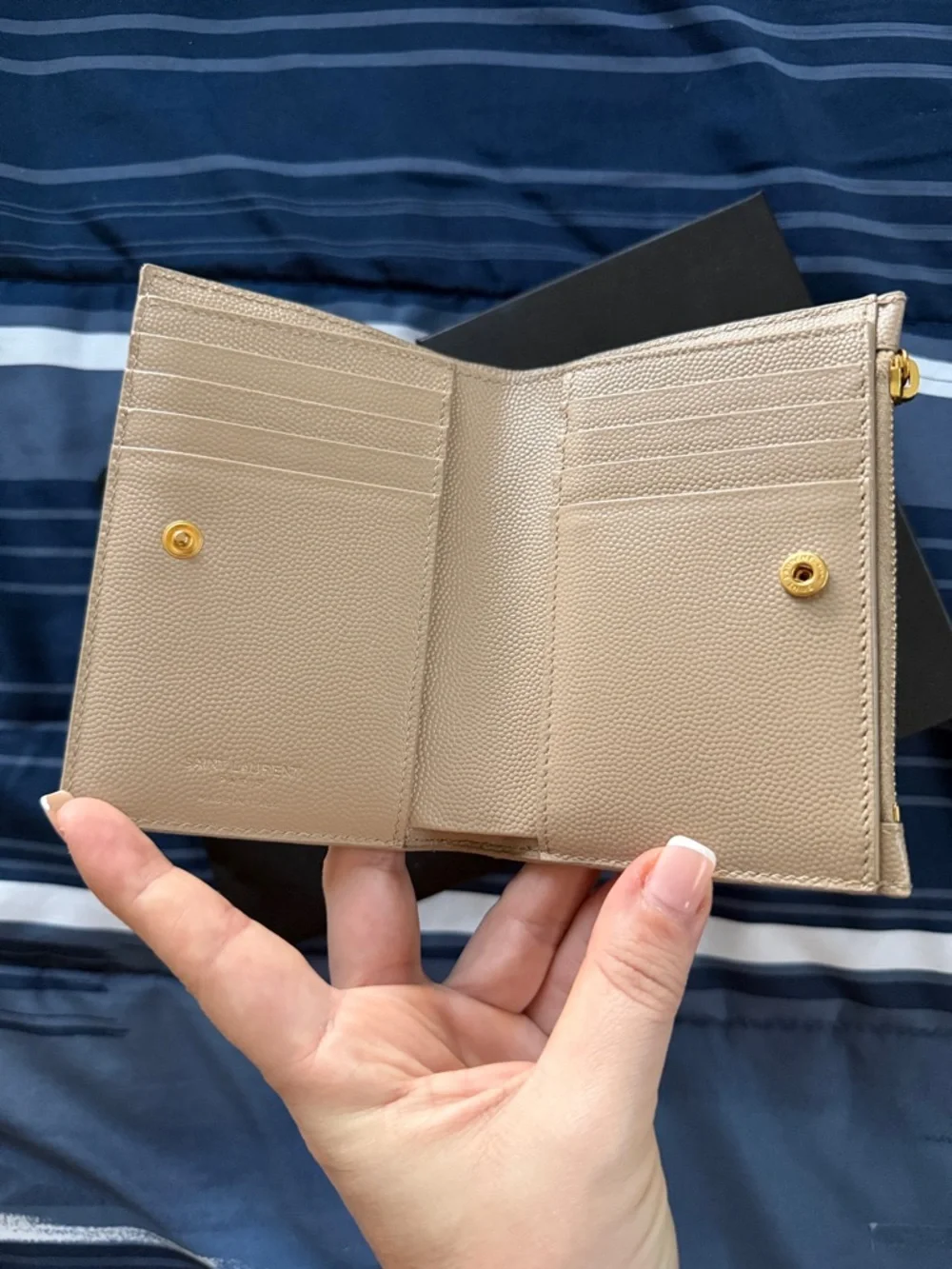 YSL Beige Quilted Wallet - Picture 3 of 8